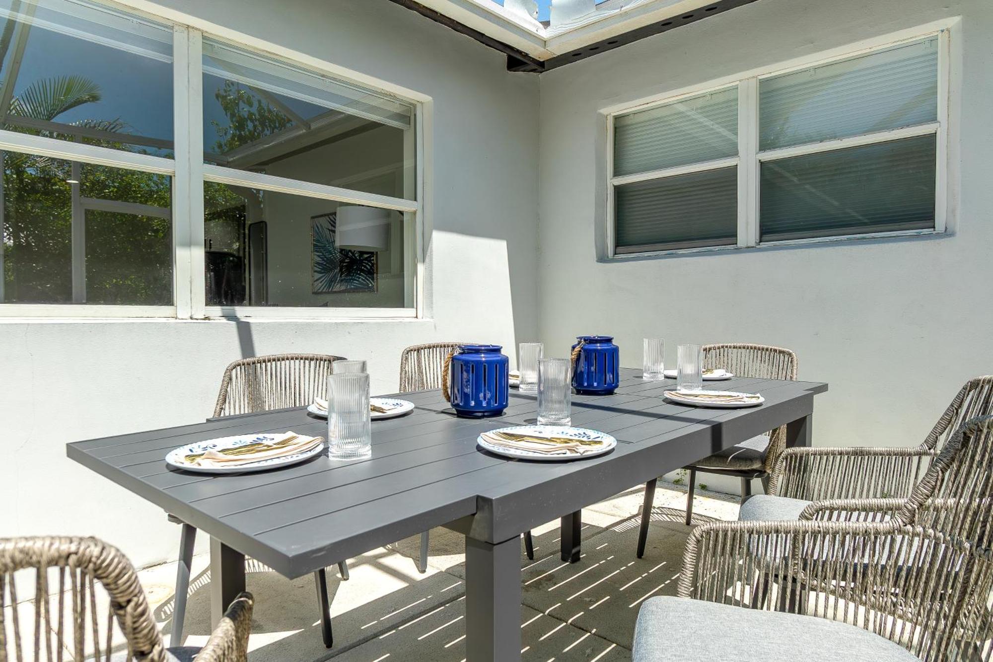 West Palm Beach Elegant 5Br With Hot Tub And Fire Pit Near Beach וסט פאלם ביץ' מראה חיצוני תמונה