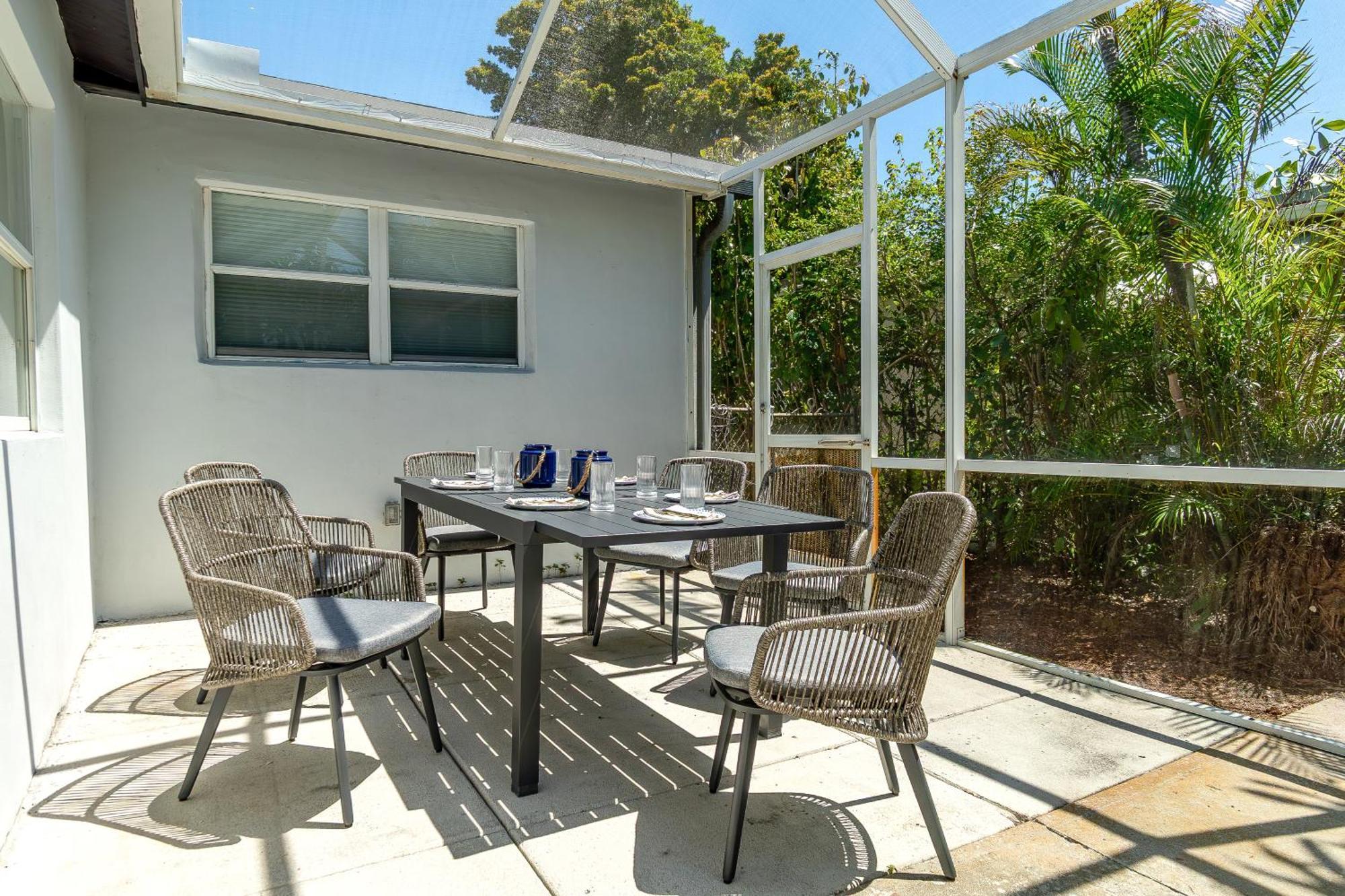 West Palm Beach Elegant 5Br With Hot Tub And Fire Pit Near Beach וסט פאלם ביץ' מראה חיצוני תמונה
