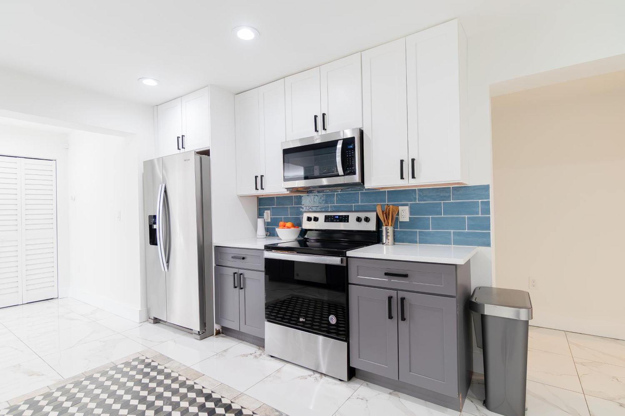 West Palm Beach Elegant 5Br With Hot Tub And Fire Pit Near Beach וסט פאלם ביץ' מראה חיצוני תמונה