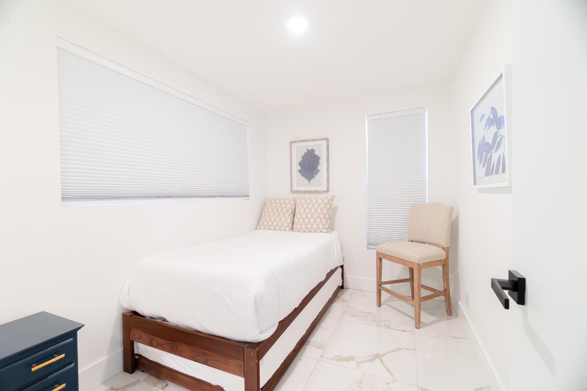 West Palm Beach Elegant 5Br With Hot Tub And Fire Pit Near Beach וסט פאלם ביץ' מראה חיצוני תמונה